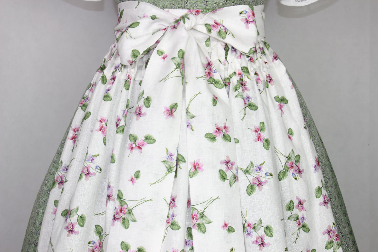 Erbstücke© Dirndl Salvia