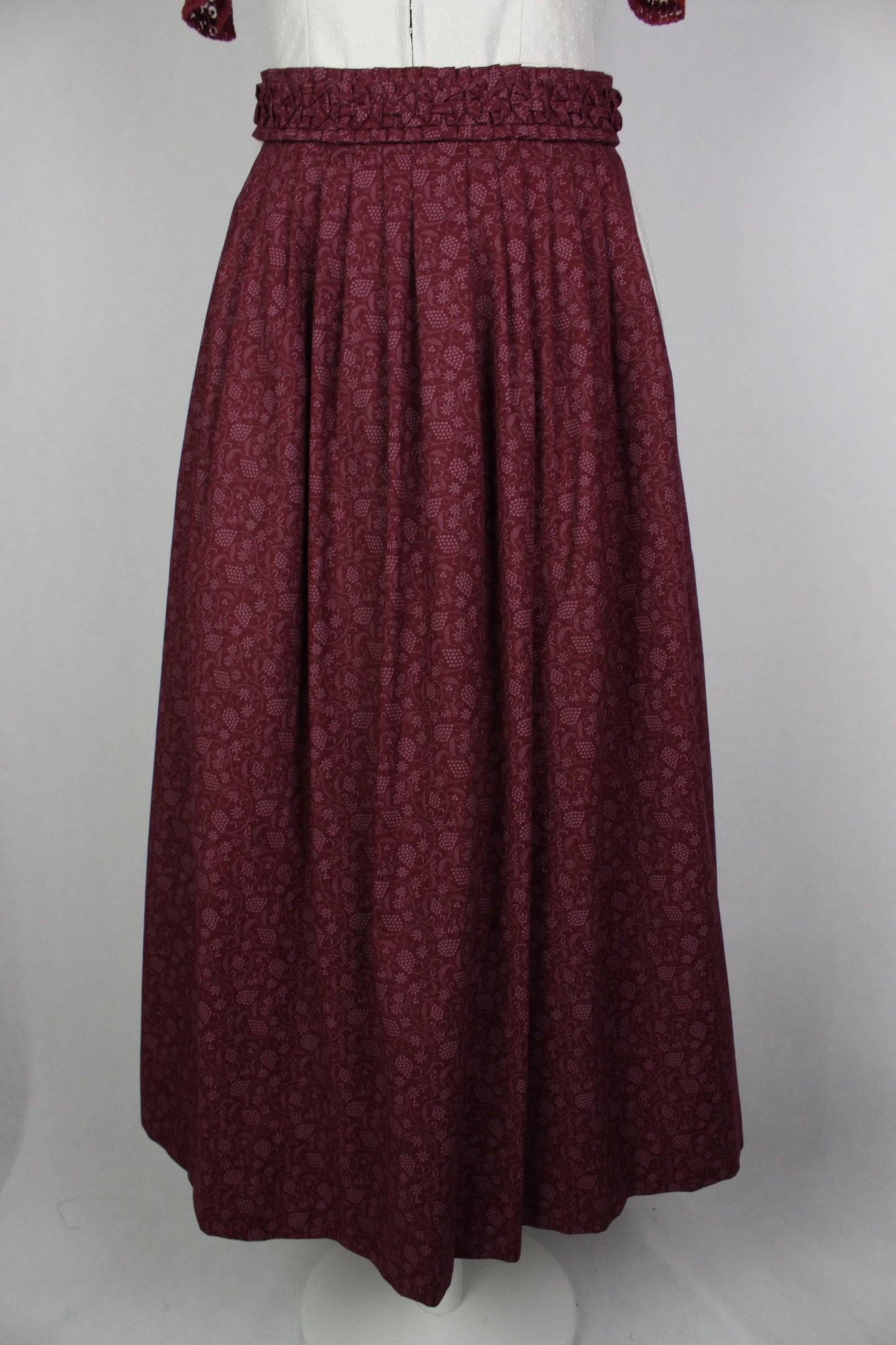 Erbstücke© Dirndl Afterglow