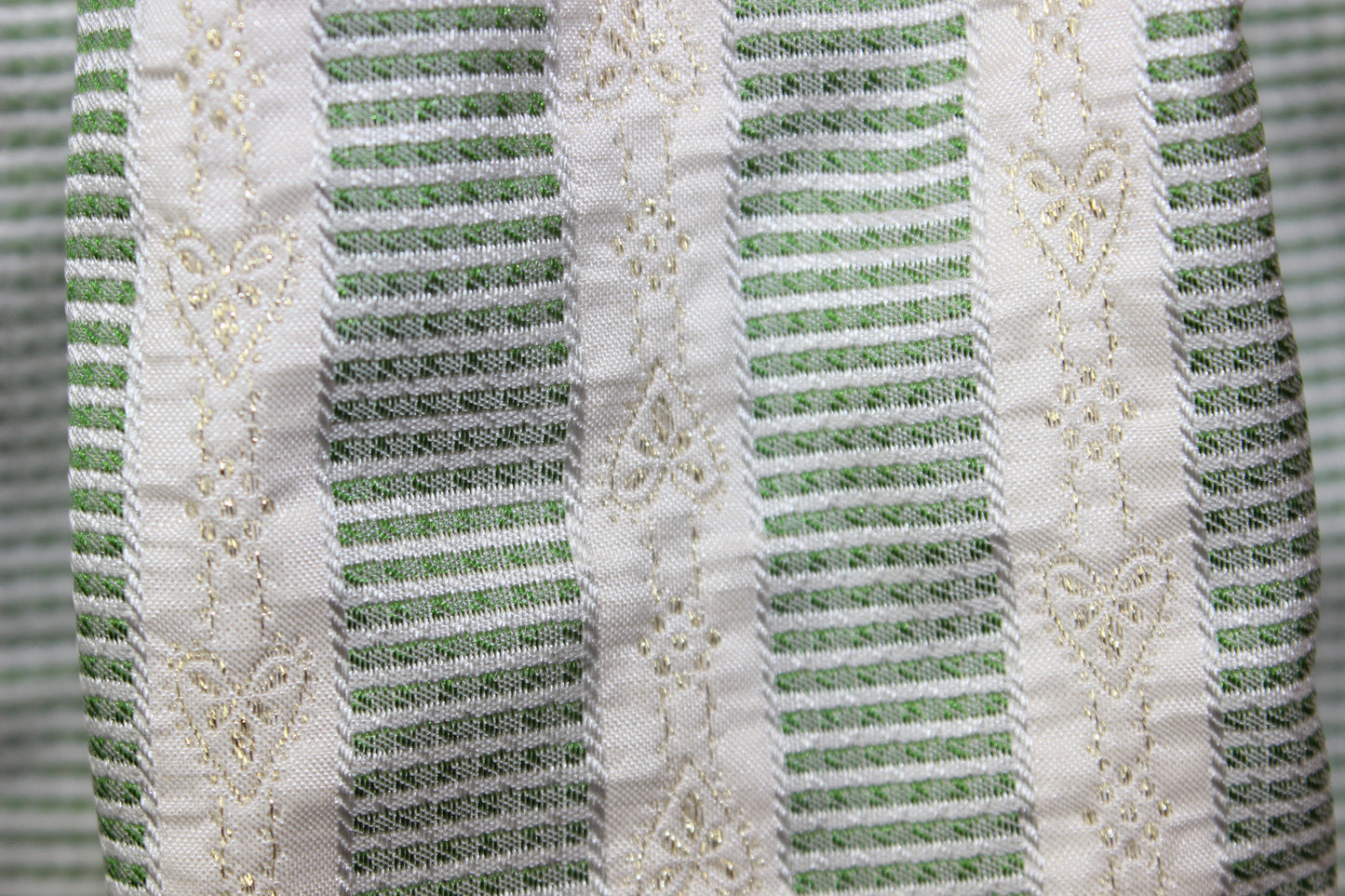 Erbstücke© Dirndl Schürze