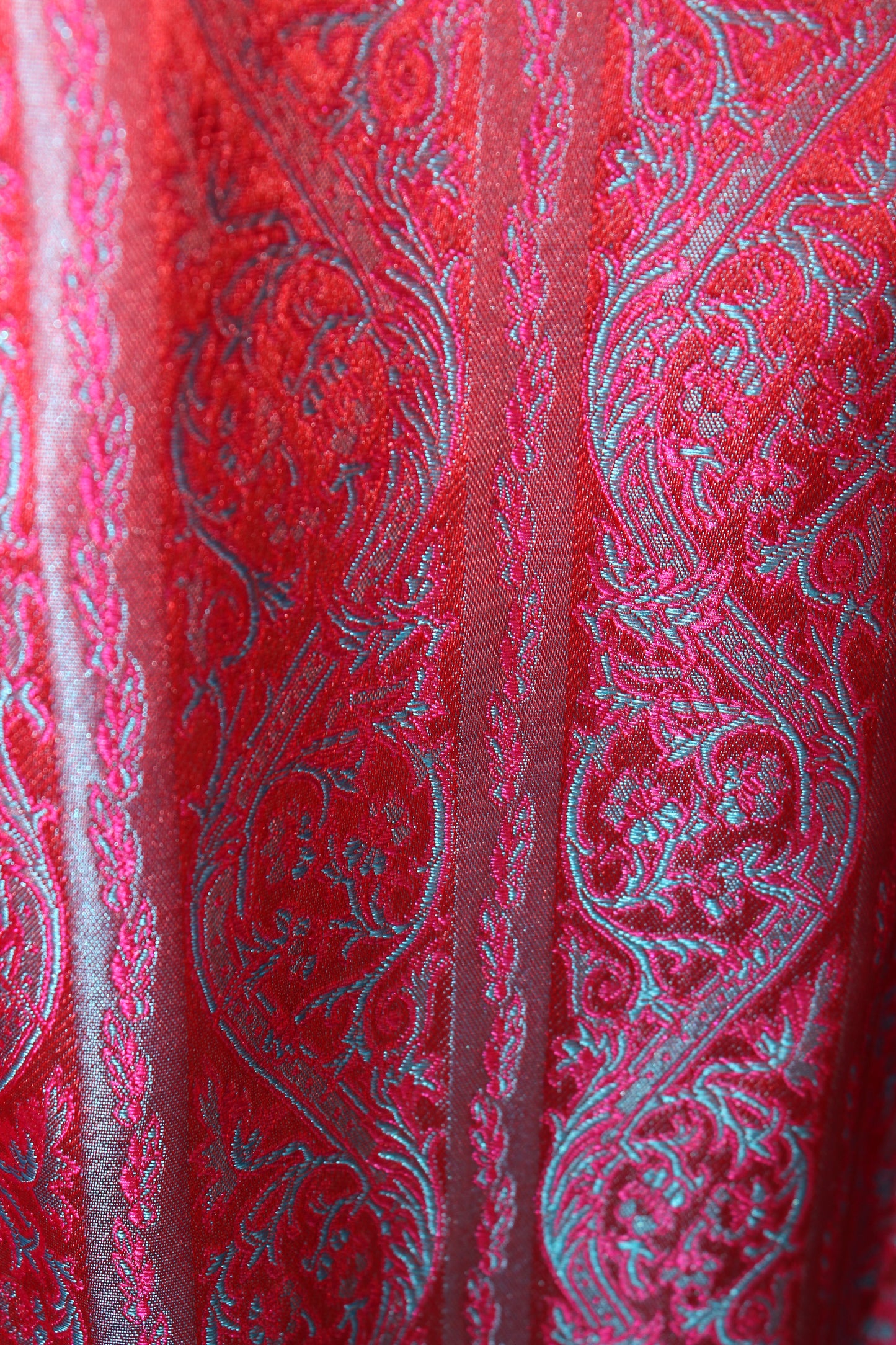 Erbstücke© Dirndl Schürze