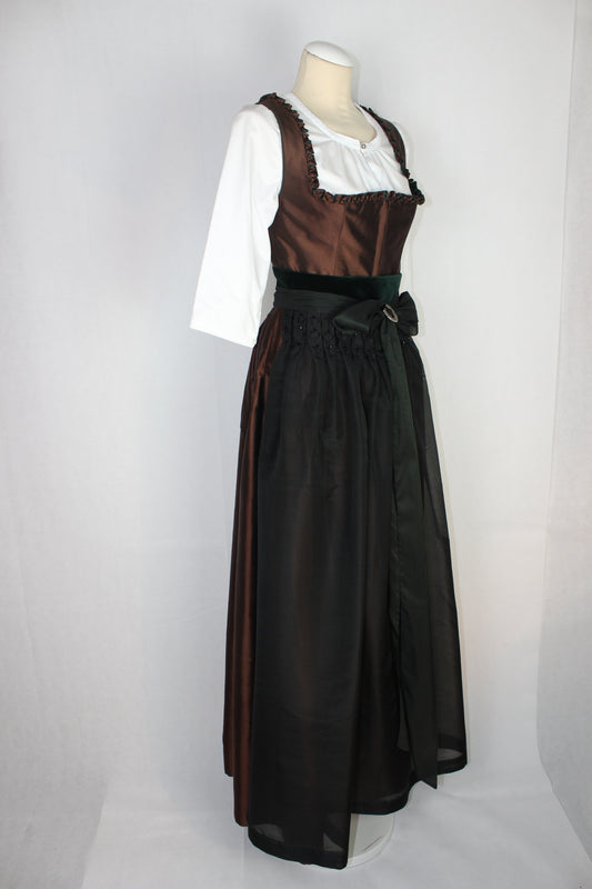 Erbstücke© Dirndl Aereus