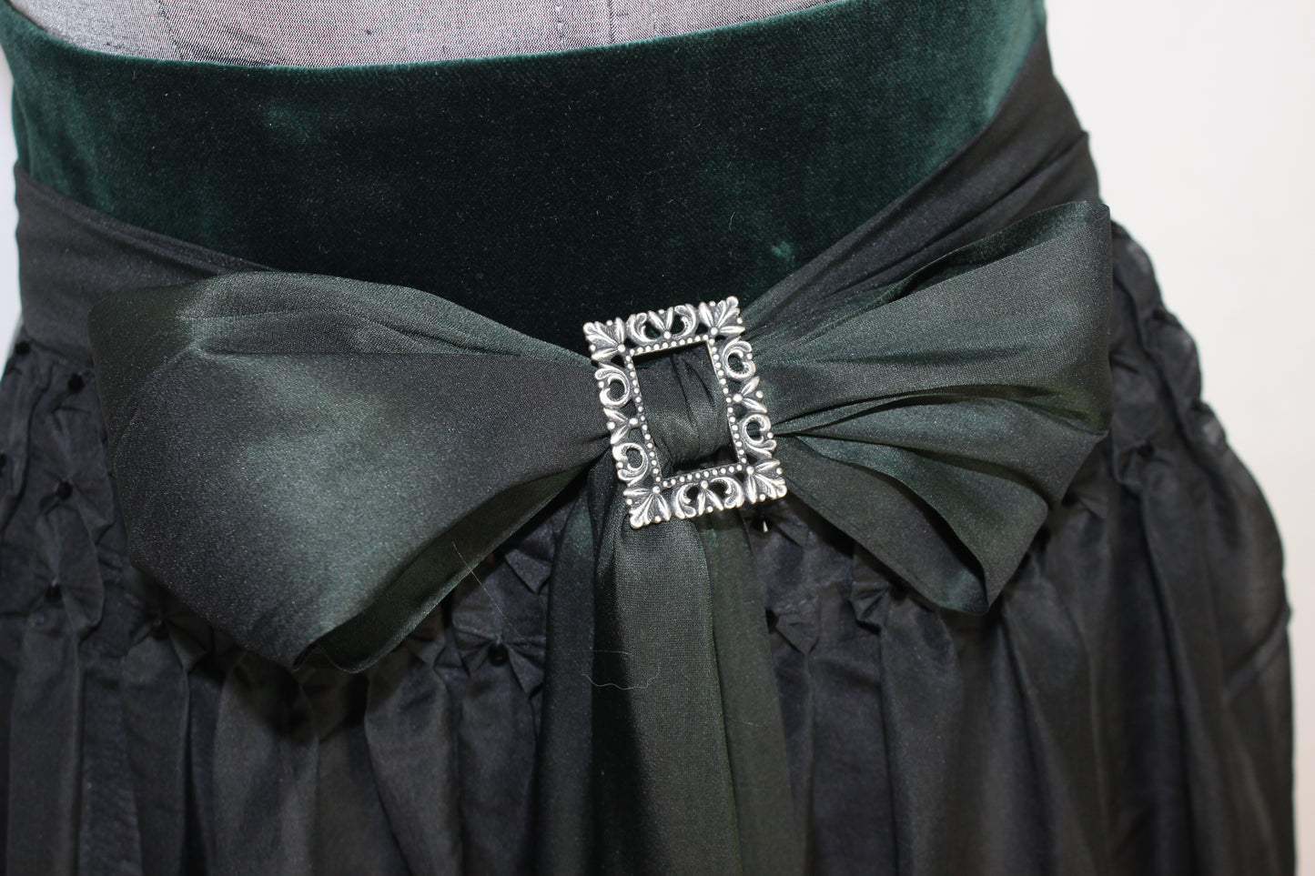 Erbstücke© Dirndl Fumo