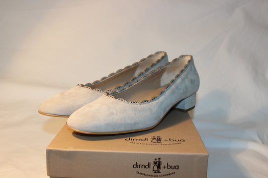 Dirndl & Bua Pumps