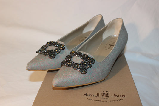 Dirndl & Bua Pumps