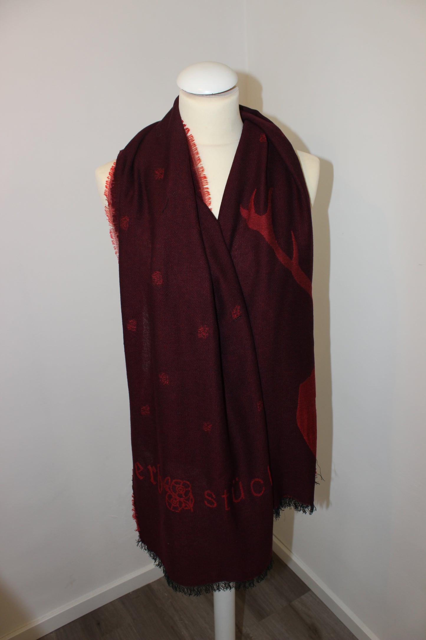 Erbstücke© Hirsch Schal