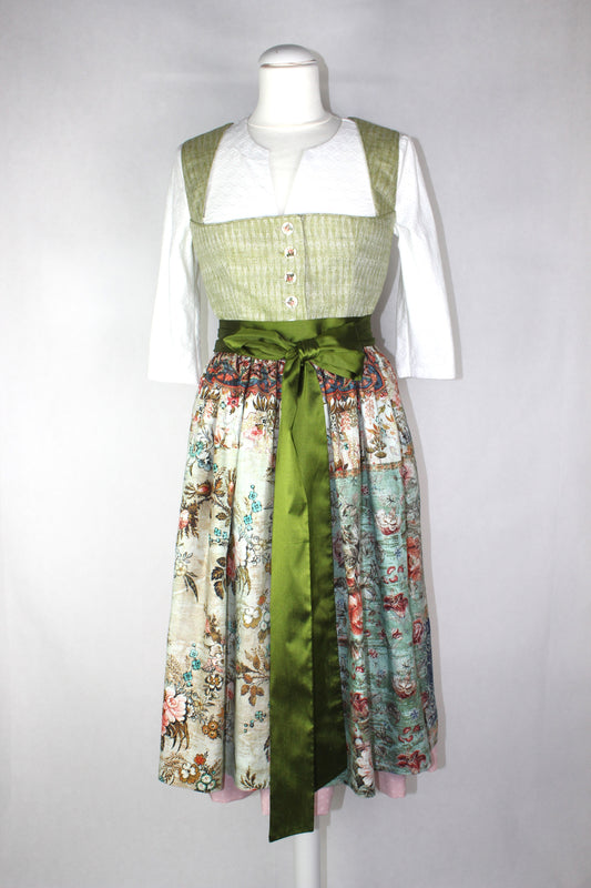 Erbstücke® Dirndl Flora