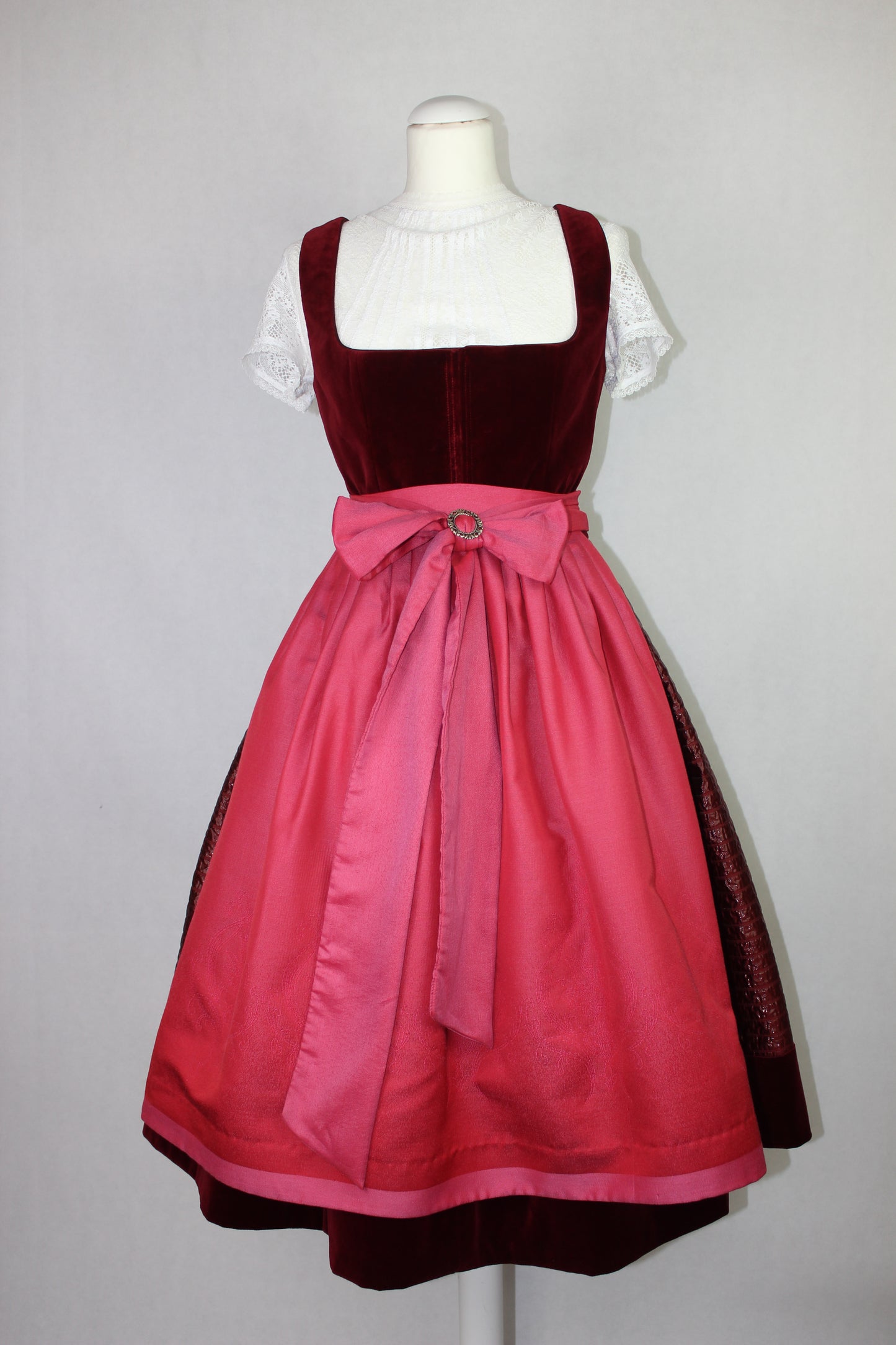 Erbstücke© Dirndl Bacas