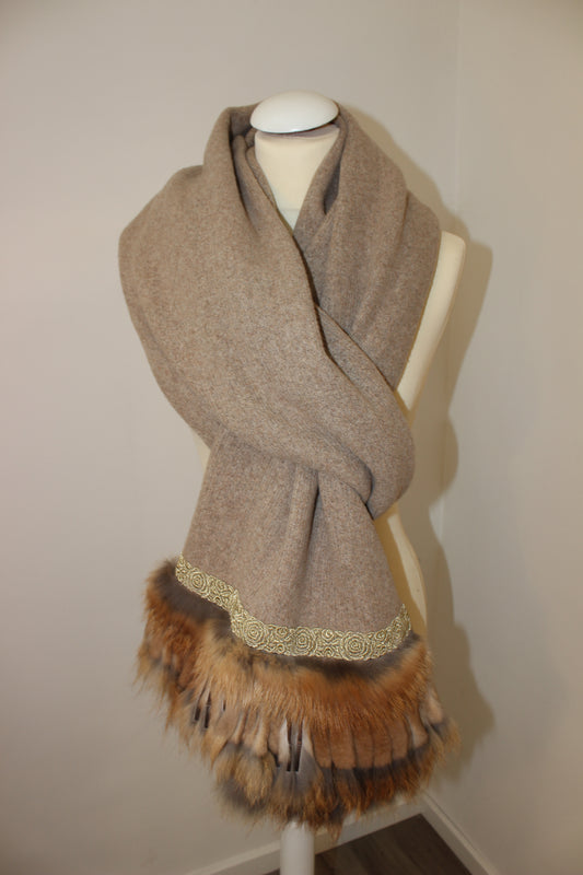 Erbstücke© Fuchs Schal